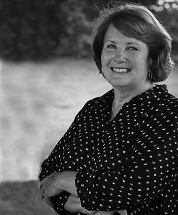 JoAnn Alumbaugh, Contributing Editor